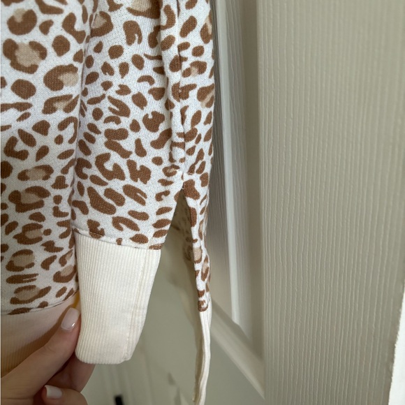 Sweatshirt - Picture 2 of 2